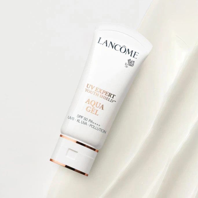 ژل ضد آفتاب بی رنگ لانکوم SPF50 مدل AQUA GEL